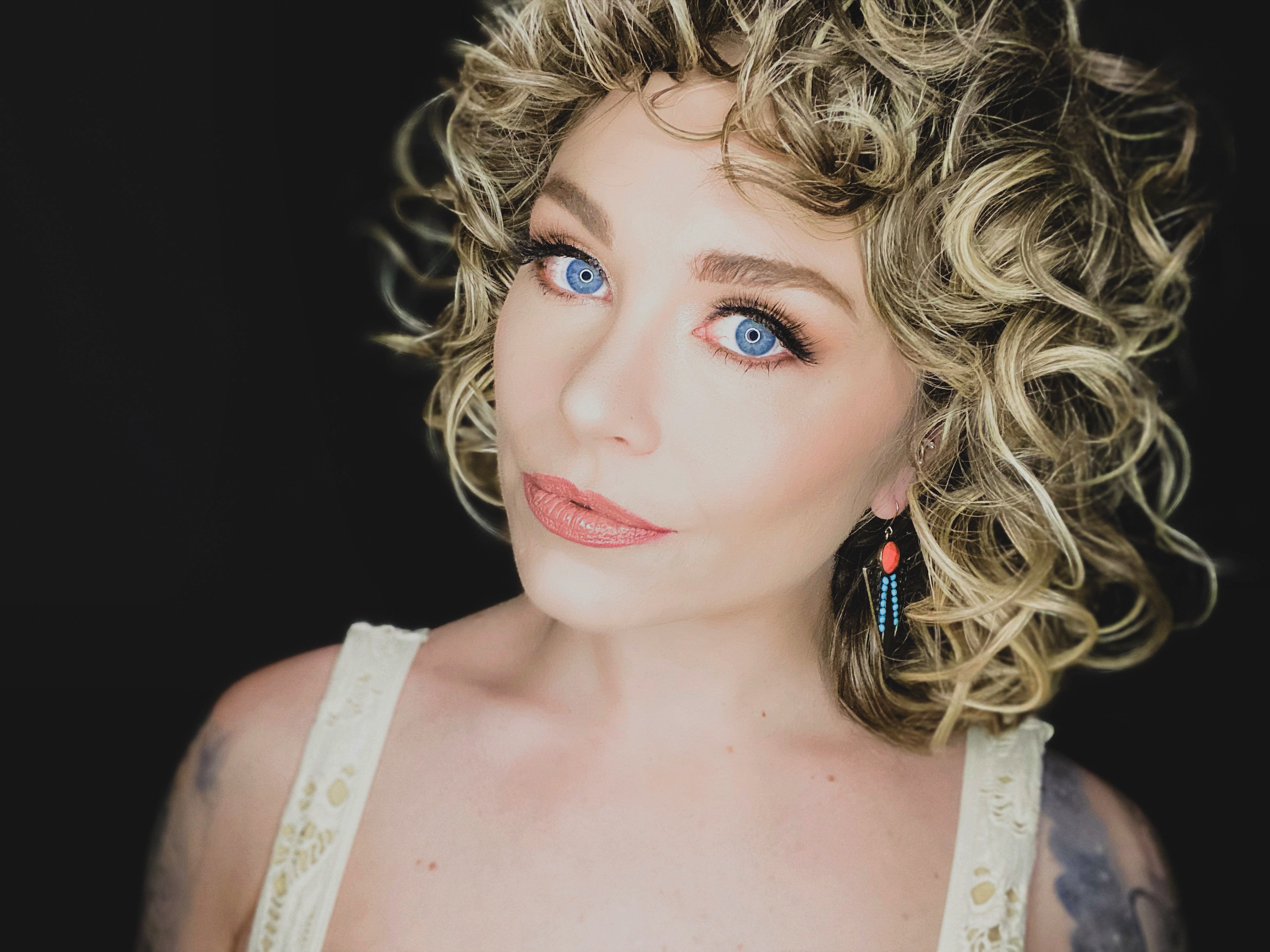 Sarah Klaren Pictures | Rotten Tomatoes