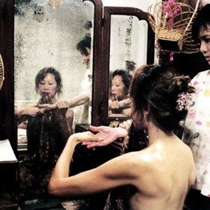 I DON'T WANT TO SLEEP ALONE, (aka HEI YAN QUAN), Pearlly Chua, Chen Shiang-chyi, 2006. ©Strand Releasing