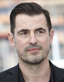 Claes Bang
