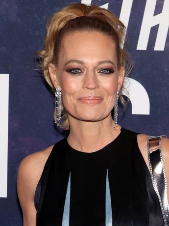 Jinsiy ichki kiyimdagi katta kokrakli qizlar