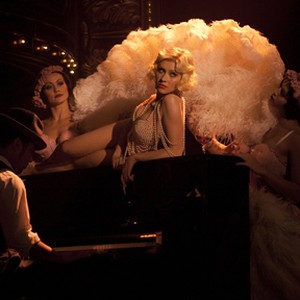 (Center) Christina Aguilera as Ali in "Burlesque."