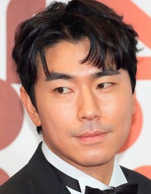 Lee Si-eon - Rotten Tomatoes