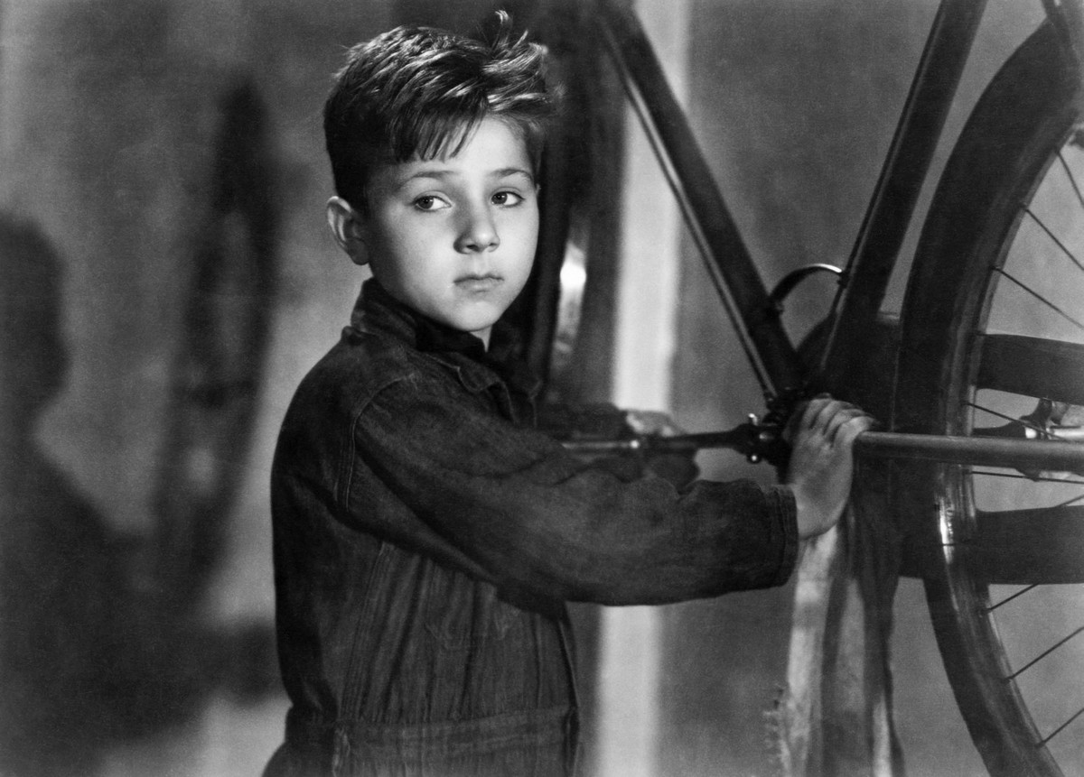 Bicycle Thieves Ladri Di Biciclette The Bicycle Thief 1949 Rotten Tomatoes