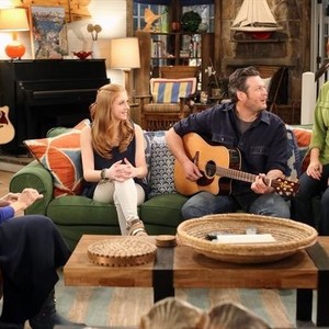 Malibu Country, from left: Lily Tomlin, Juliette Angelo, Blake Shelton, Reba McEntire, 'Oh Brother', Season 1, Ep. #15, 03/01/2013, ©ABC