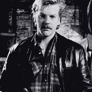 Renegades (1989) photo 11