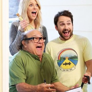 It's Always Sunny in Philadelphia, Kaitlin Olson (L), Danny DeVito (C), Charlie Day (R), 'Mac and Dennis Move to the Suburbs', Season 11, Ep. #5, 02/03/2016, ©FXX
