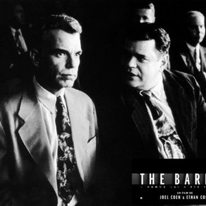 THE MAN WHO WASN'T THERE, (aka THE BARBER), from left: Billy Bob Thornton, Michael Badalucco, 2001, © USA Films