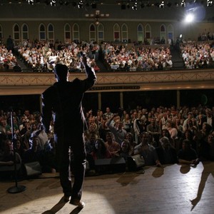 Vince Vaughn's Wild West Comedy Show: 30 Days & 30 Nights - Hollywood to the Heartland photo 8