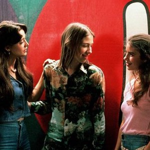 DAZED AND CONFUSED,  Michelle Burke, Wiley Wiggins, Christin Hinojosa, 1993. (c) Gramercy Pictures