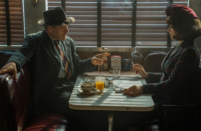 科學家復活新娘：THE BRIDE! 愛與倫理的黑暗浪漫，挑戰你的道德底線。