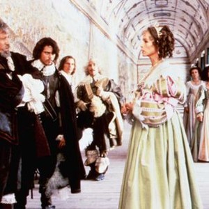 THE RETURN OF THE MUSKETEERS, left front to back: Oliver Reed, C. Thomas Howell, Michael York, Richard Chamberlain, Geraldine Chaplin (right), 1989, © Universal