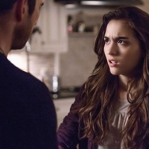 Hostages, Quinn Shephard, 'Truth and Consequences', Season 1, Ep. #5, 10/21/2013, ©WB