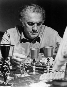 Eng jozibali qizlar yechinishgan Ular odamni egarladilar