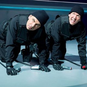 JOHNNY ENGLISH STRIKES AGAIN, FROM LEFT, ROWAN ATKINSON, BEN MILLER, 2018. ©FOCUS FEATURES