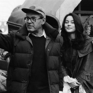 VALMONT, from left, director Milos Forman, Meg Tilly, on-set, 1989, ©Orion Pictures
