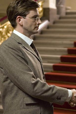 Einstein and Eddington | Rotten Tomatoes