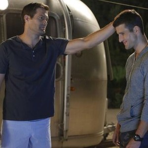 Enlisted, Geoff Stults (L), Parker Young (R), 'Pete's Airstream', Season 1, Ep. #3, 01/24/2014, ©FOX