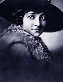 Elsie Janis