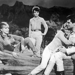 TICKLE ME, Merry Anders, Jocelyn Lane, Elvis Presley (right), 1965