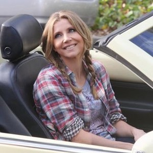 How to Live With Your Parents for the Rest of Your Life, Sarah Chalke, 'How to Be Gifted', Season 1, Ep. #13, 06/26/2013, ©ABC