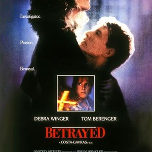 Betrayed (1988) photo 11