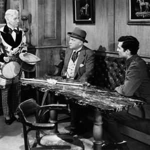 LIMELIGHT, from left: Charlie Chaplin, Nigel Bruce, Sydney Chaplin, 1952,  limelight1951-fsct06, Photo by:  (limelight1951-fsct06)