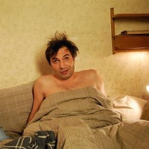Shameless (2008) photo 4