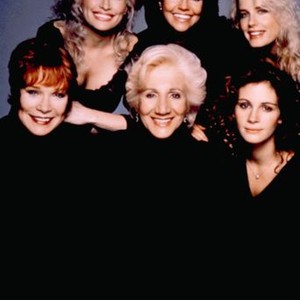 STEEL MAGNOLIAS, top, from left: Dolly Parton, Sally Field, Daryl Hannah, bottom, from left: Shirley MacLaine, Olympia Dukakis, Julia Roberts, 1989. ©TriStar Pictures