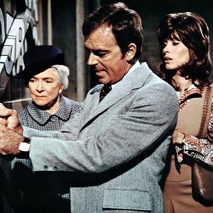 HERBIE RIDES AGAIN, from left: Helen Hayes, Ken Berry, Stefanie Powers, 1974
