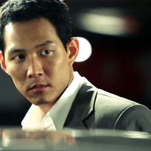 A scene from the film "Typhoon." photo 12