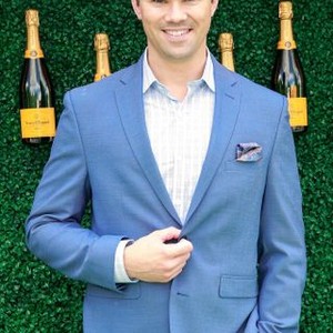 Andrew Rannells at arrivals for 10th Annual Veuve Clicquot Polo Classic, Liberty State Park, Jersey City, NJ June 3, 2017. Photo By: Jason Mendez/Everett Collection