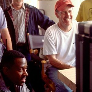 NATIONAL SECURITY, Martin Lawrence, Steve Zahn, director Dennis Dugan watching playback on the set, 2003, (c) Columbia