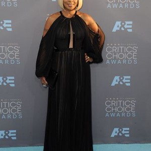 Mary J. Blige (wearing a J. Mendel gown) at arrivals for 21st Annual Critics' Choice Awards - Part 2, Barker Hangar, Santa Monica, CA January 17, 2016. Photo By: Dee Cercone/Everett Collection
