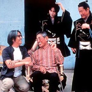 Director Nagisa Oshima with Ryuhei Matsuda and Takeshi Kitano on the set. photo 7