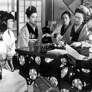 STREET OF SHAME, (aka AKASEN CHITAI), from left:  Machiko Kyo, Aiko Mimasu, Ayako Wakao, Kumeko Urabe, Sadako Sawamura, Eitaro Shindo, 1956