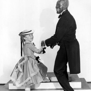 LITTLE COLONEL, Shirley Temple, Bill 'Bojangles' Robinson, 1935, demonstating the stair dance. TM and Copyright (c) 20th Century Fox Film Corp. All rights reserved.