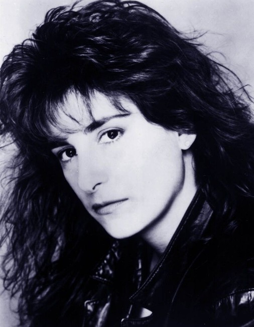 Karla Bonoff