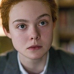 Elle Fanning as Ray in "About Ray." photo 8