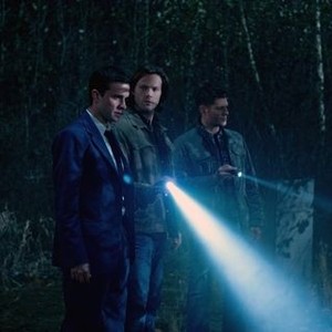 Supernatural, Gil McKinney (L), Jared Padalecki (C), Jensen Ackles (R), 'As Time Goes By', Season 8, Ep. #12, 01/30/2013, ©KSITE