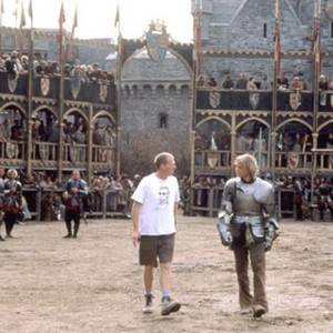 A KNIGHT'S TALE, director Brian Helgeland, Heath Ledger, on set, 2001. © Columbia Pictures