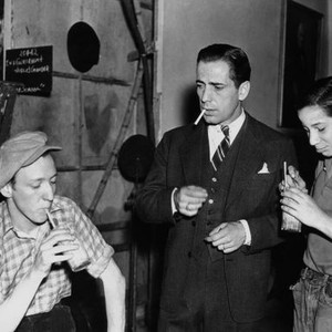 CRIME SCHOOL, from left, Huntz Hall, Humphrey Bogart, Bobby Jordan, on-set, 1938