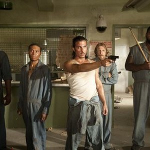 The Walking Dead, from left: Vincent Ward, Markice Moore, Nick Gomez, Lew Temple, Theodus Crane, 'Sick', Season 3, Ep. #2, 10/21/2012, ©AMC