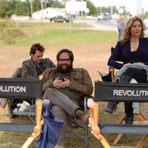 Revolution, Billy Burke (L), Zak Orth (C), Elizabeth Mitchell (R), 'The Stand', Season 1, Ep. #11, 03/25/2013, ©NBC