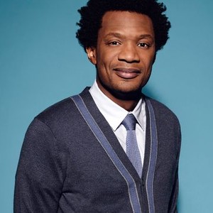 Seaton Smith as Motif