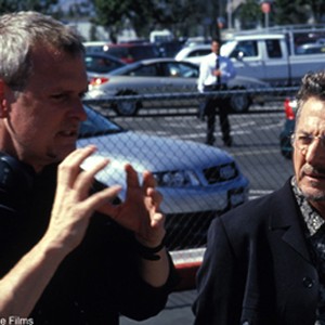 Director James Foley and Dustin Hoffman on the set of Confidence photo 5