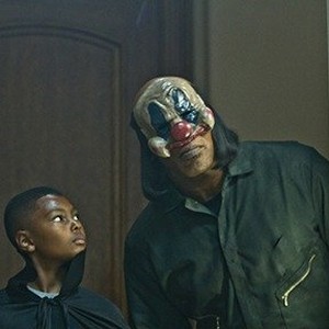 (L-R) Alex Henderson as Carl Jr. and Mike Tyson as James Clown in in "Meet the Blacks." photo 1