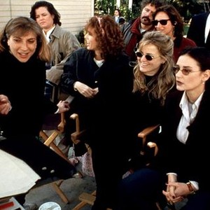 NOW AND THEN, Lesli Linka Glatter, Rosie O'Donnell, Rita Wilson, Suzanne Todd, Demi Moore, 1995, on-set
