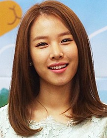 Jo Yoon-hee