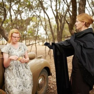THE DRESSMAKER, from left: Sarah Snook, Kate Winslet, 2015. ph: Ben King/© Broad Green Pictures