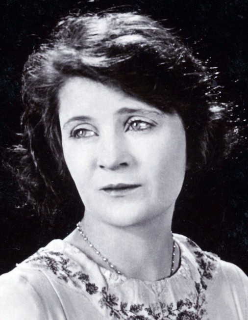 Mae Marsh